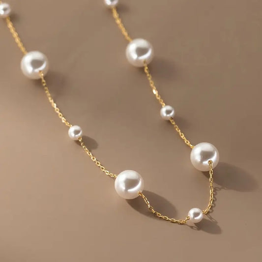 Elegant 18K gold-plated pearl pendant necklace with white beads—versatile all-season gift for daily wear or Valentine’s Day.